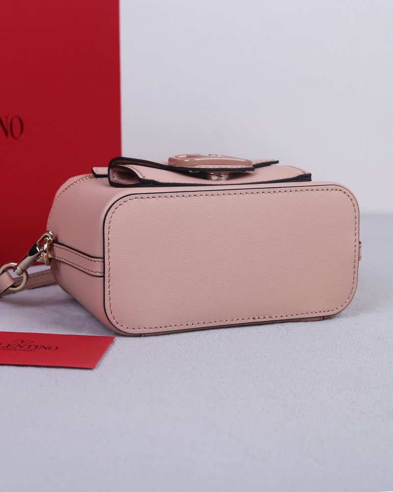 Va1e*ntin0 top handle bag